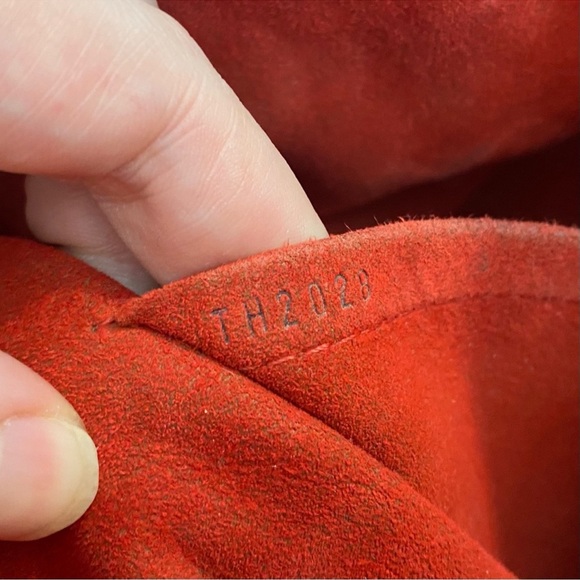 Authentic  Louis Vuitton Trevi pm! - Picture 2 of 5